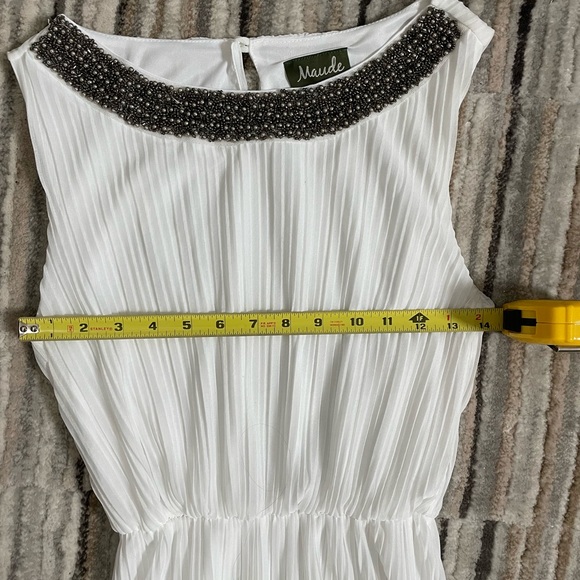 Gorgeous Hi-Lo beaded neck dress - Small - Picture 5 of 8